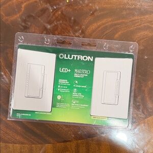 Maestro LED+ White Multi-Location Dimmer Kit